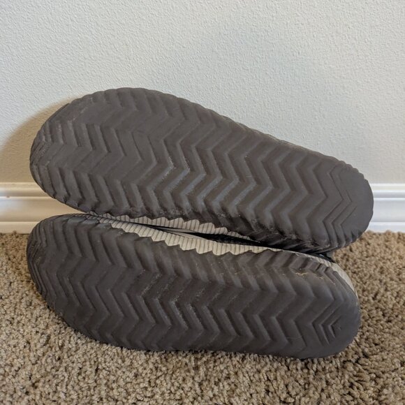 Green Plaid Sorel Out n About Boots - Picture 5 of 6